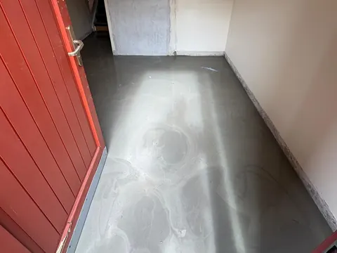 Hallway levelled and ready for the floor, JAM Floor Screeding